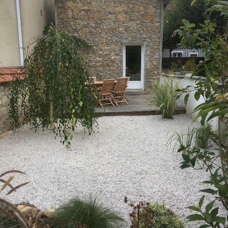 Ferienwohnung Au Tilleul Mezieres-sur-Seine Exterior foto