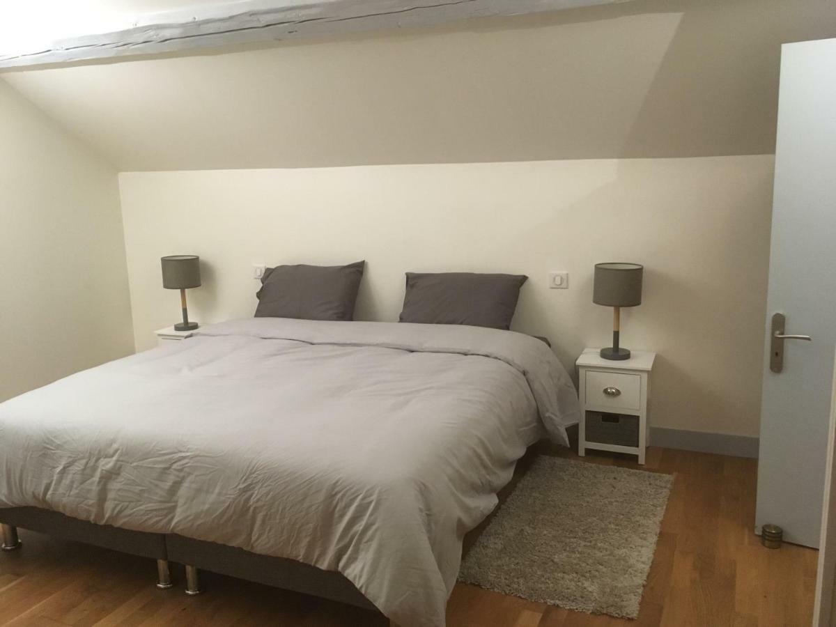 Ferienwohnung Au Tilleul Mezieres-sur-Seine Exterior foto