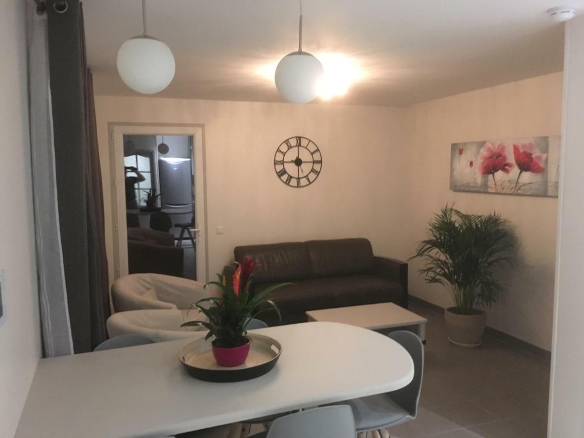Ferienwohnung Au Tilleul Mezieres-sur-Seine Exterior foto